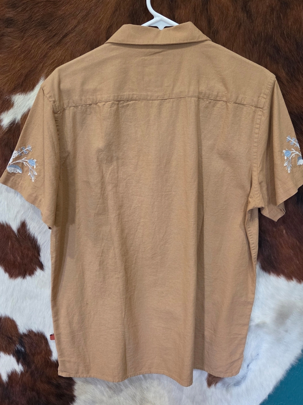 Newport Men's Tan Embroidered Camp Shirt - Picture 5 of 7